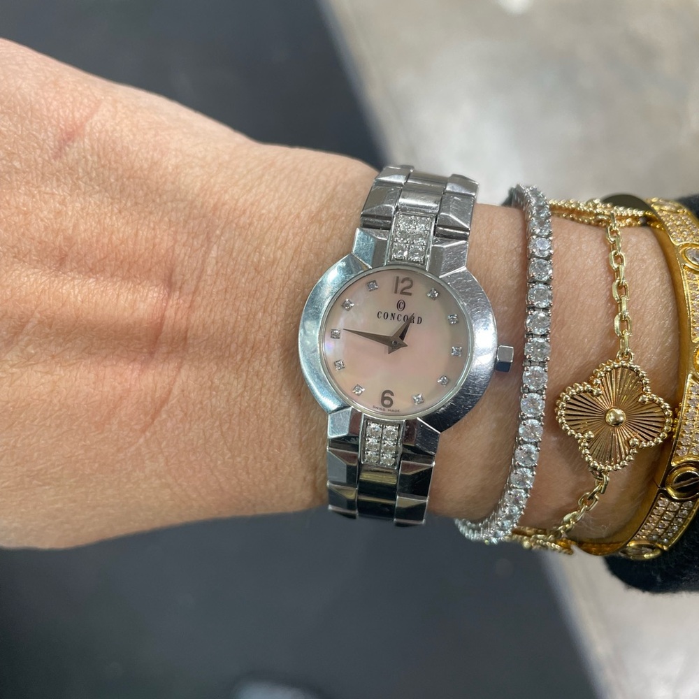 CONCORD STAINLESS and Pink MOTHER OF PEARL Watch DIAMOND FACE